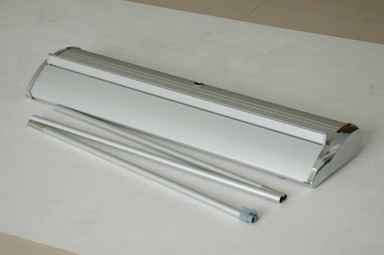 4kg Aluminium Deluxe Banner Stand Roll Up For Exhibition 85 X 200cm