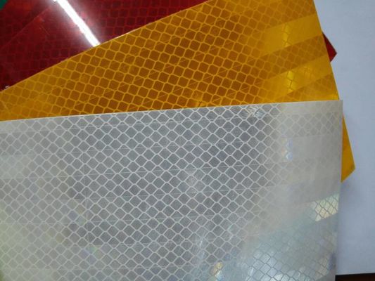 High reflective and flexible Intensity Prismatic Grade reflective film sheeting